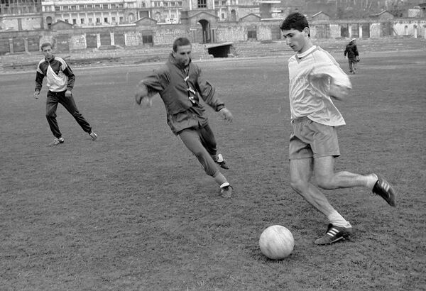 Սկանդալներ, ռեկորդ, 2 չեմպիոն մեկ մրցաշարում. Հայաստանի ֆուտբոլի անդրանիկ առաջնությունը - Sputnik Արմենիա