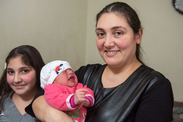 Анна Акопян помогла, но затем… Почему Бежаняны с 12 детьми могут оказаться на улице - Sputnik Армения