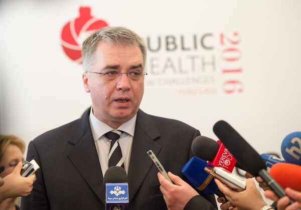 Министр здравоохранения Беларуси Василий Жарко Министр здравоохранения Беларуси Василий Жарко - Sputnik Армения