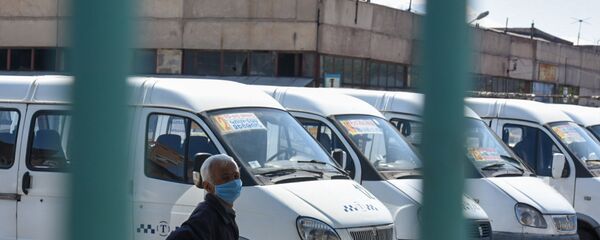 Акция протеста водителей общественного транспорта (14 апреля 2020). Еревaн Акция протеста водителей общественного транспорта (14 апреля 2020). Еревaн - Sputnik Армения