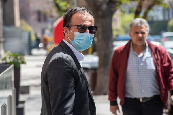 Բնականոն կյանքին շուտ չենք վերադառնա. զրույց Արսեն Թորոսյանի հետ Բնականոն կյանքին շուտ չենք վերադառնա. զրույց Արսեն Թորոսյանի հետ - Sputnik Արմենիա