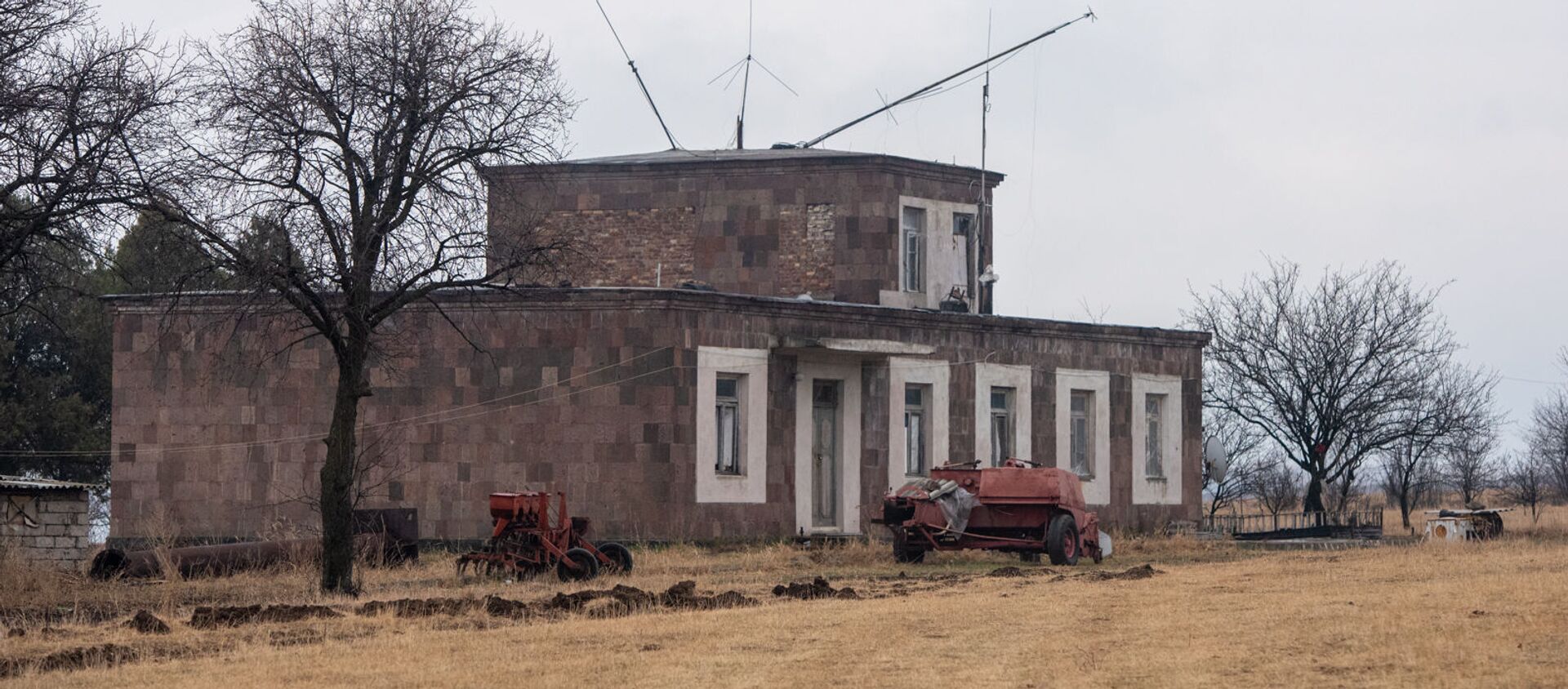 Здание бывшего аэропорта в Одзуне - Sputnik Армения, 1920, 15.04.2020