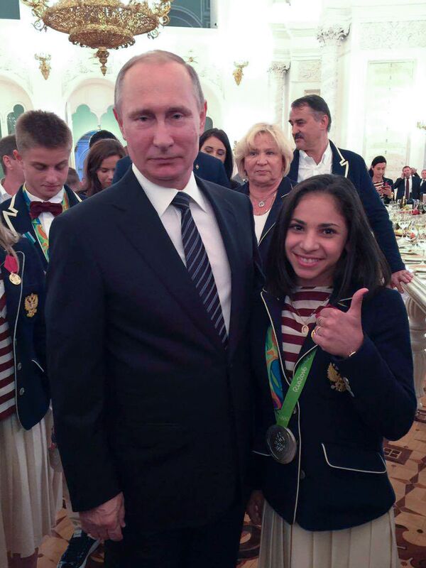 Չեմպիոնի տիտղոսն ու երկրաշարժը. ինչպես գյումրեցի մարզիկը մեկ օրում Կանադայից Երևան հասավ Չեմպիոնի տիտղոսն ու երկրաշարժը. ինչպես գյումրեցի մարզիկը մեկ օրում Կանադայից Երևան հասավ - Sputnik Արմենիա