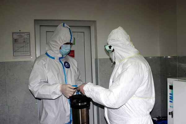 Саперы в Сирии и лаборатория в Армении: как Ереван и Москва борются с общими вызовами Саперы в Сирии и лаборатория в Армении: как Ереван и Москва борются с общими вызовами - Sputnik Армения