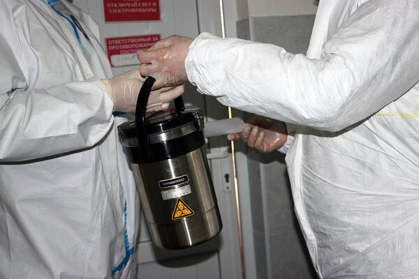 Саперы в Сирии и лаборатория в Армении: как Ереван и Москва борются с общими вызовами Саперы в Сирии и лаборатория в Армении: как Ереван и Москва борются с общими вызовами - Sputnik Армения