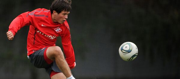 Футболист Александр Козлов на открытой тренировке ФК Спартак (16 сентября 2011). Тарасовка - Sputnik Армения