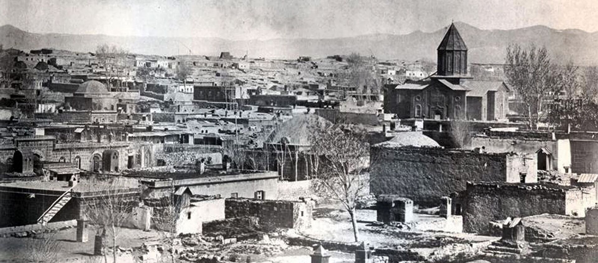 Панорама Ленинакана довоенного периода - Sputnik Армения, 1920, 01.05.2020