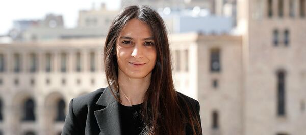 Пресс-секретарь премьер-министра Армении Мане Геворгян Пресс-секретарь премьер-министра Армении Мане Геворгян - Sputnik Արմենիա