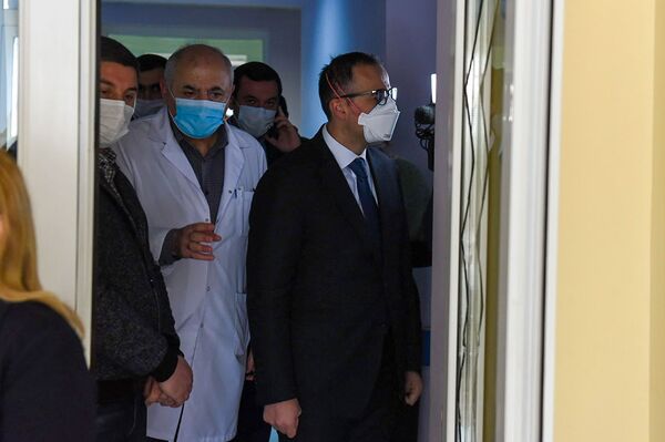 Գավառում տեղի ունեցած դեպքի հետևանքով կան բազմաթիվ տուժածներ. Թորոսյանն այցելել էր ԲԿ - Sputnik Արմենիա