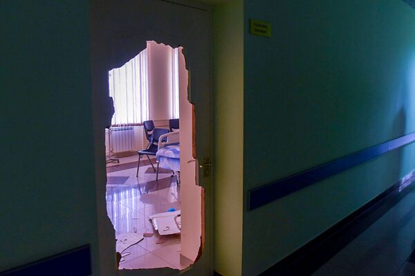 Գավառում տեղի ունեցած դեպքի հետևանքով կան բազմաթիվ տուժածներ. Թորոսյանն այցելել էր ԲԿ - Sputnik Արմենիա