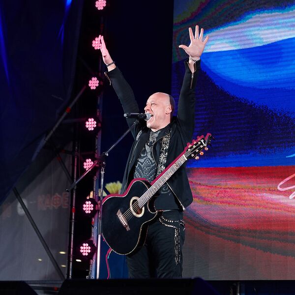 Мы бросили этому вирусу вызов: Денис Майданов об уникальном онлайн-фестивале в Ялте - Sputnik Армения