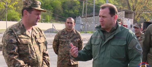 Министр обороны Армении Давид Тоноян посетил ряд воинских частей (2 мая 2020). Карабах - Sputnik Армения