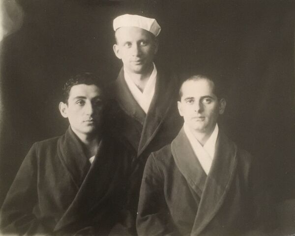 Им всем 75 лет: каково это быть ровесником Победы? - Sputnik Армения