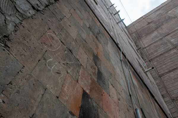 Դեպքի պահին կինն էլ է տանը եղել. մանրամասներ Երևանում գրանցված սարսափելի միջադեպից - Sputnik Արմենիա