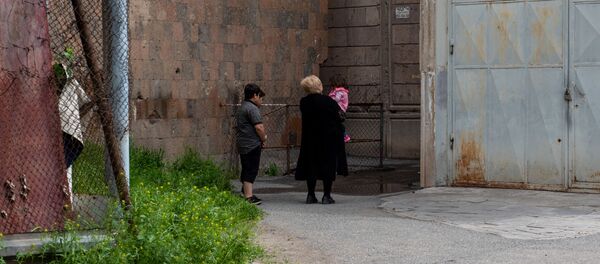 Место происшествия в Юго-Западном Массиве (5 мая 2020). Еревaн Место происшествия в Юго-Западном Массиве (5 мая 2020). Еревaн - Sputnik Արմենիա