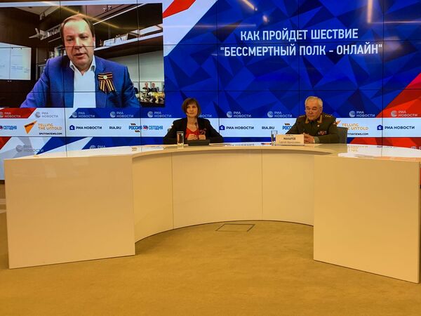 Бессмертный полк пройдет по Красной площади, но в другом формате Бессмертный полк пройдет по Красной площади, но в другом формате - Sputnik Армения