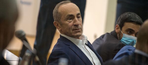 Роберт Кочарян на судебном заседании по делу 1 марта (8 мая 2020). Еревaн - Sputnik Արմենիա