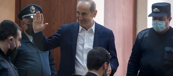 Роберт Кочарян на судебном заседании по делу 1 марта (8 мая 2020). Еревaн Роберт Кочарян на судебном заседании по делу 1 марта (8 мая 2020). Еревaн - Sputnik Արմենիա