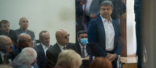 Карен Карапетян на судебном заседании по делу 1 марта (8 мая 2020). Еревaн Карен Карапетян на судебном заседании по делу 1 марта (8 мая 2020). Еревaн - Sputnik Արմենիա