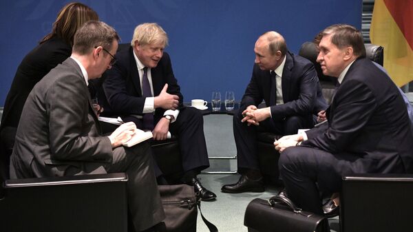 Президент РФ Владимир Путин и премьер-министр Великобритании Борис Джонсон (19 января 2020). Берлин - Sputnik Армения