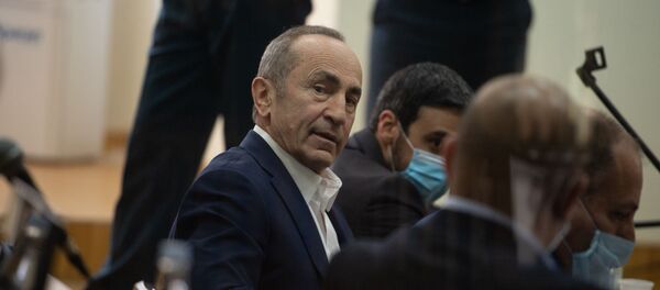  Роберт Кочарян на судебном заседании по делу 1 марта (8 мая 2020). Еревaн - Sputnik Армения