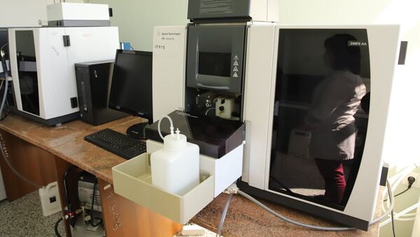 Лаборатория по выявлению наличия коронавируса в Гюмри - Sputnik Армения