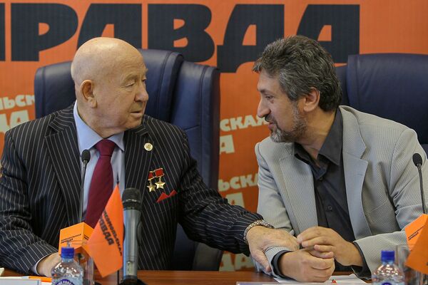 Ханс Зиммер и Брайан Мэй готовы, ждут Маска - как армянин пытается спасти туризм Армении - Sputnik Армения