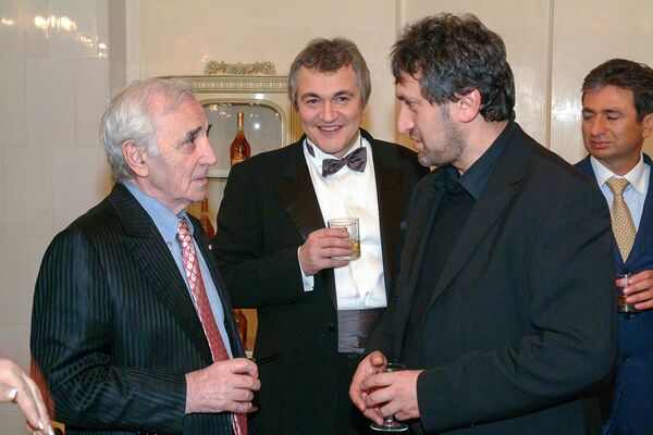 Ханс Зиммер и Брайан Мэй готовы, ждут Маска - как армянин пытается спасти туризм Армении - Sputnik Армения