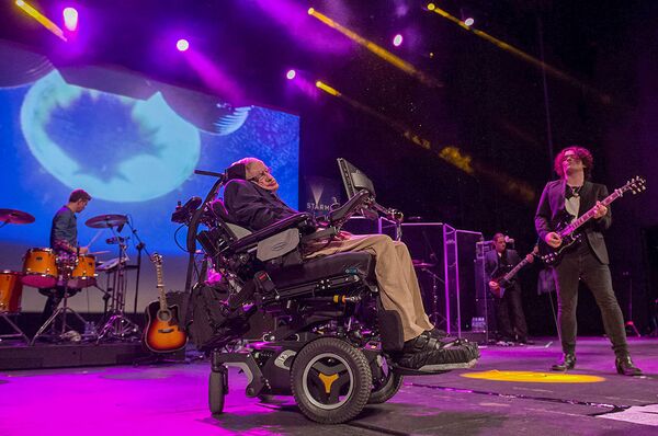 Ханс Зиммер и Брайан Мэй готовы, ждут Маска - как армянин пытается спасти туризм Армении - Sputnik Армения