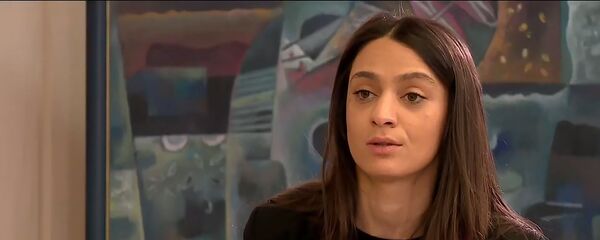 Пресс-секретарь премьер-министра Мане Геворгян на онлайн пресс-конференции Никола Пашиняна (16 мая 2020). Еревaн - Sputnik Армения