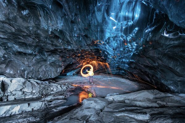 Ледяная пещера Скафтафелл, Исландия - Sputnik Армения
