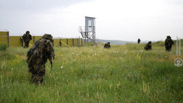 Армянские военнослужащие во время учений - Sputnik Армения
