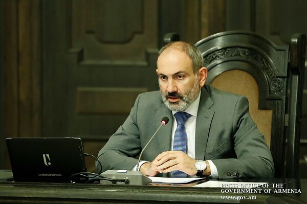 Пашинян обеспокоен темпами распространения COVID-19: премьер рассказал о стратегии властей - Sputnik Армения