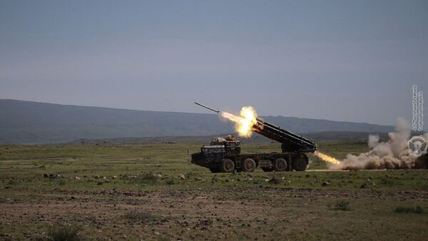 РСЗО Смерч на полигоне Баграмян: в Армении прошли масштабные военные учения - Sputnik Армения