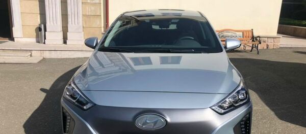 Электромобиль новоизбранного президента Карабаха Араика Арутюняна  - Sputnik Արմենիա