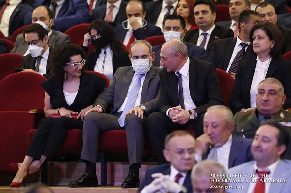 Пашинян: в Арцахе победили силы, поддерживавшие бархатную революцию 2018 года - Sputnik Армения