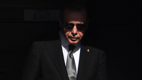 Президент Турции Реджеп Тайип Эрдоган прибывает в аэропорт Кельна (29 сентября 2018). Германия - Sputnik Արմենիա
