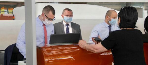 Граждане России возвращаются на родину рейсом Ереван-Воронеж (23 мая 2020). Еревaн - Sputnik Армения