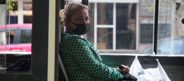 Транспорт в период пандемии после введения масочного режима (18 мая 2020). Еревaн Транспорт в период пандемии после введения масочного режима (18 мая 2020). Еревaн - Sputnik Армения