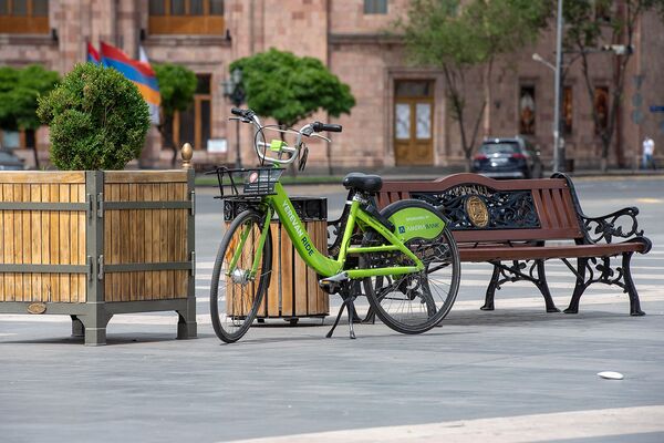 Ծաղկող բիզնես համավարակի պայմաններում․ հեծանիվների վարձույթը Երևանում բում է ապրում Ծաղկող բիզնես համավարակի պայմաններում․ հեծանիվների վարձույթը Երևանում բում է ապրում - Sputnik Արմենիա