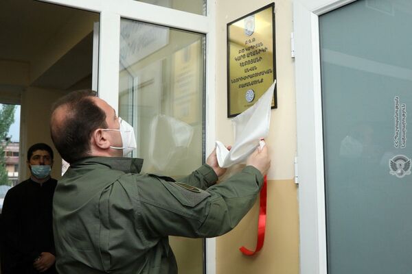 Վերանորոգված և նոր կահավորված հիվանդասենյակներ. նախարարն այցելել է ՊՆ կենտրոնական հոսպիտալ Վերանորոգված և նոր կահավորված հիվանդասենյակներ. նախարարն այցելել է ՊՆ կենտրոնական հոսպիտալ - Sputnik Արմենիա