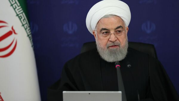 Президент Ирана Хасан Роухани возглавляет заседание кабинета в столице (12 апреля 2020). Тегеран - Sputnik Армения