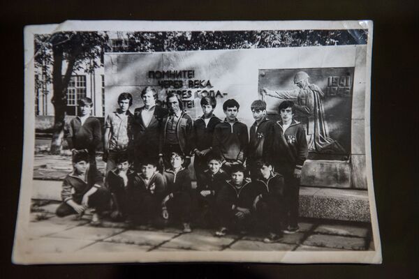 Как Гюмри заставил рыдать азербайджанский Кяпаз: из истории турнира Кожаный мяч Как Гюмри заставил рыдать азербайджанский Кяпаз: из истории турнира Кожаный мяч - Sputnik Армения