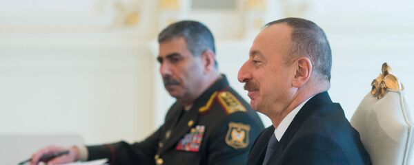 Президент и министр обороны Азербайджана Ильхам Алиев и Закир Гасанов на встрече с председателем Объединенного комитета начальников штабов, генералом морской пехоты Джозефом Ф. Данфордом-младшим (16 февраля 2017). Баку - Sputnik Արմենիա