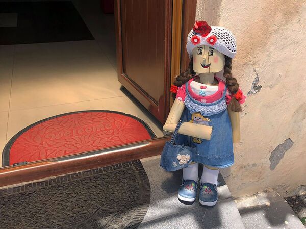 «Որոշեցի այնպիսի բան անել, որ բոլորը զարմանան ու ուրախանան». գյումրեցու խոսուն տիկնիկները «Որոշեցի այնպիսի բան անել, որ բոլորը զարմանան ու ուրախանան». գյումրեցու խոսուն տիկնիկները - Sputnik Արմենիա