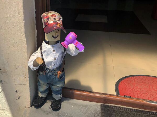 «Որոշեցի այնպիսի բան անել, որ բոլորը զարմանան ու ուրախանան». գյումրեցու խոսուն տիկնիկները «Որոշեցի այնպիսի բան անել, որ բոլորը զարմանան ու ուրախանան». գյումրեցու խոսուն տիկնիկները - Sputnik Արմենիա