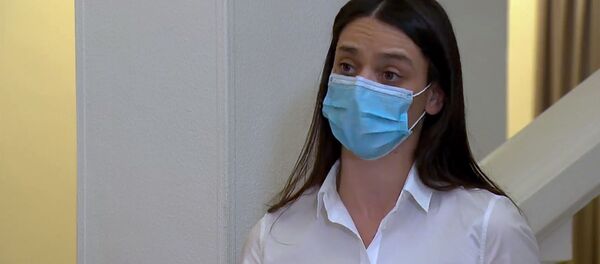 Пресс-секретарь премьер-министра Мане Геворгян на брифинге Никола Пашиняна (28 мая 2020). Еревaн - Sputnik Արմենիա