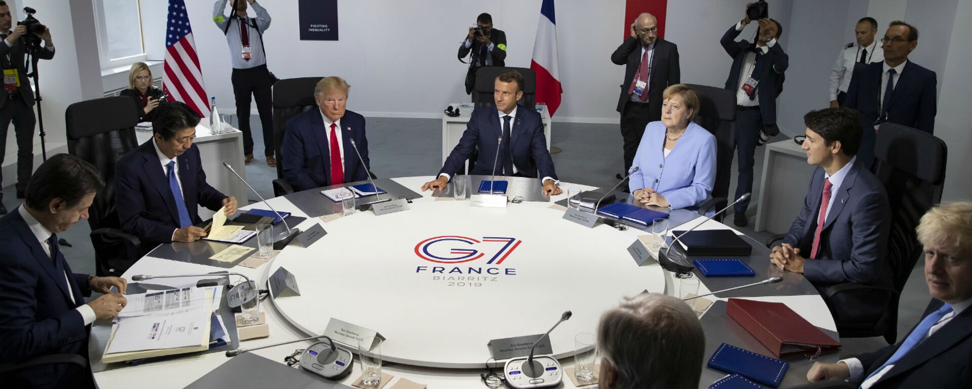 Рабочая сессия во время саммита G7 (26 августа 2019). Франция - Sputnik Армения, 1920, 24.08.2021