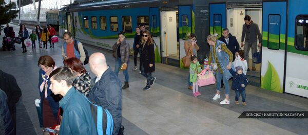 Южно-Кавказская железнодорожная компания возобновляет работу междугородных скоростных электропоездов Ереван-Гюмри-Ереван-Ереван - Sputnik Արմենիա