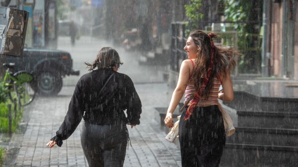 Երևան. ամառային անձրև - Sputnik Արմենիա
